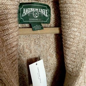 Men’s American Eagle Sweater. Brand new with tags, never worn!